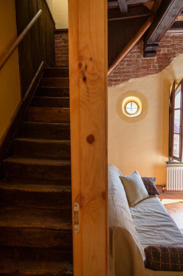 La Casa Del Castellano Hotel Cinzano Kültér fotó